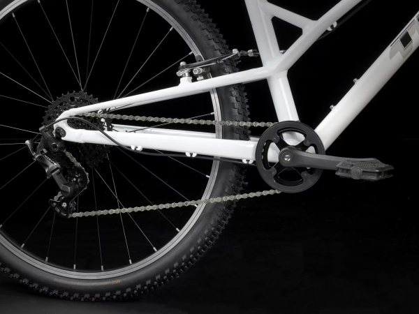 Rower TREK Wahoo 26 Path White Prismatic