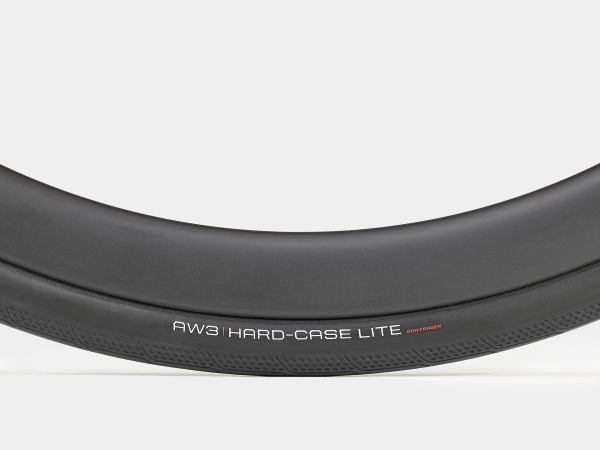 Opona Bontrager AW3 Hard-Case Lite 700 x 38c