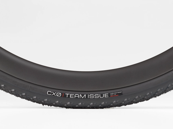 Opona Bontrager CX0 Team Issue 700 x 33c TLR