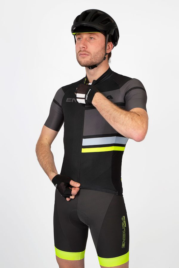 Koszulka Endura Asym S/S Black rozm. M