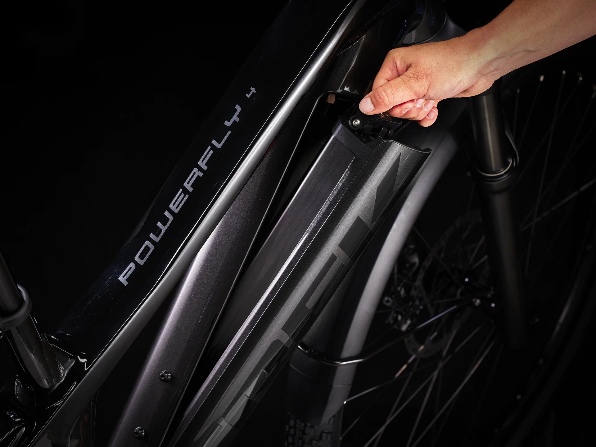 Rower TREK Powerfly FS4 EQUIPPED M Dnister Black